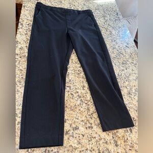 LVPL Black Straight-Leg Women's Pull On Pant